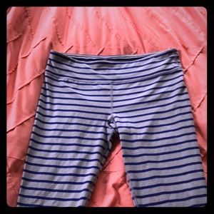 Under Armour striped leggings, size small.